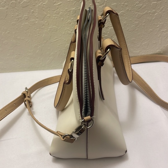 Nine West White and Tan handheld or shoulder purse - Picture 2 of 8